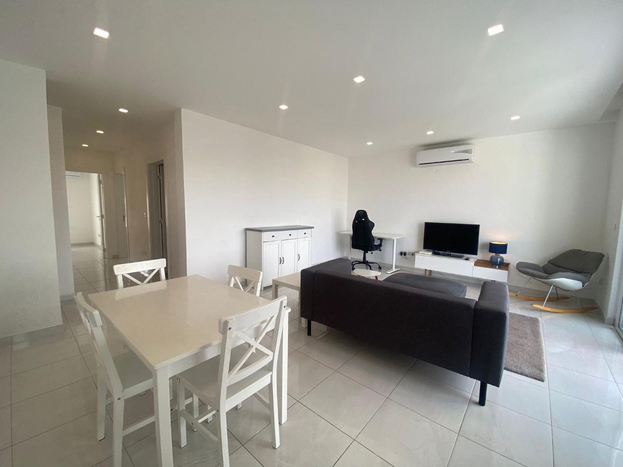 Spectacular Distant Seaview Apt Sliema Exterior photo